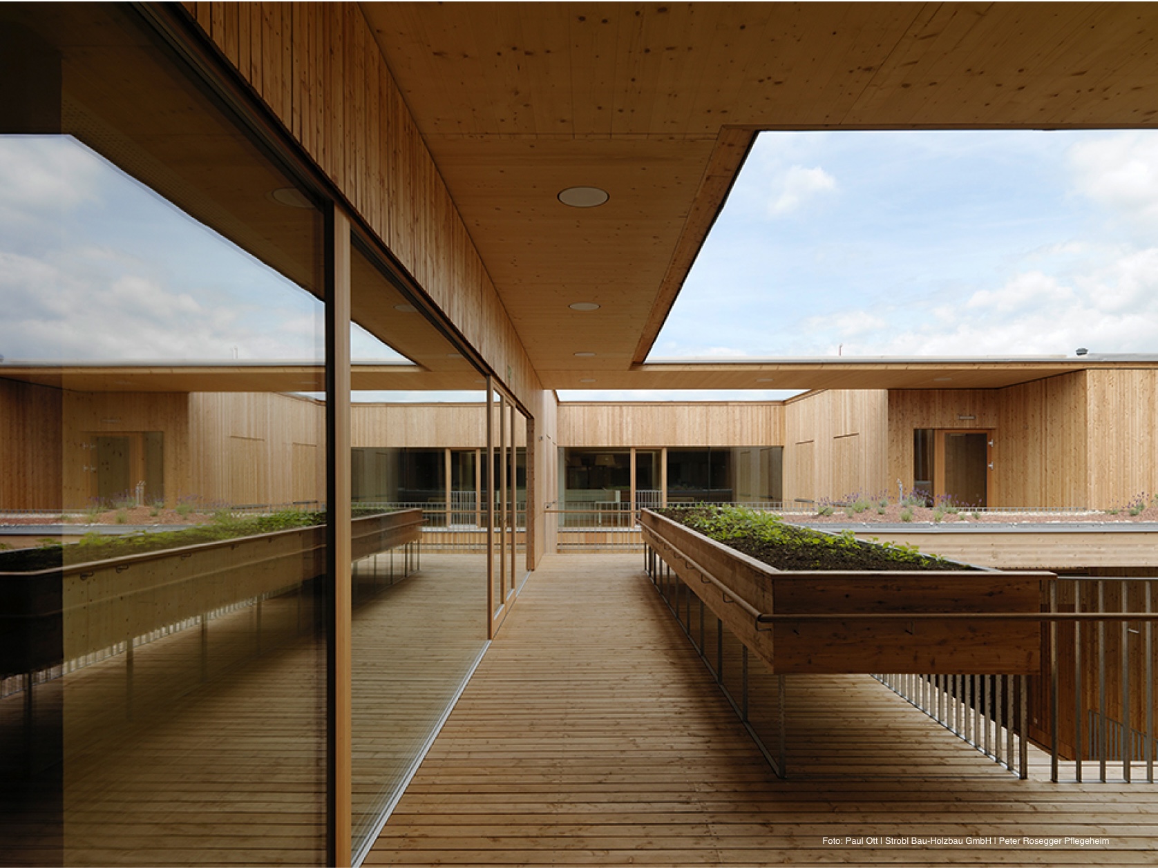 Strobl Bau – Holzbau GmbH; Peter Rosegger Pflegeheim; Foto: Paul Ott.